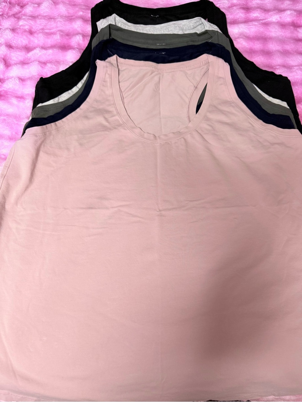 lululemon athletica Scoop Neck Tank - Dusty Pink & Black - Picture 3 of 3